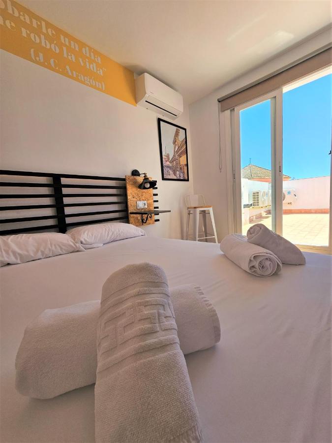 Apartamentos Plaza Santo Domingo Cádiz Exteriör bild